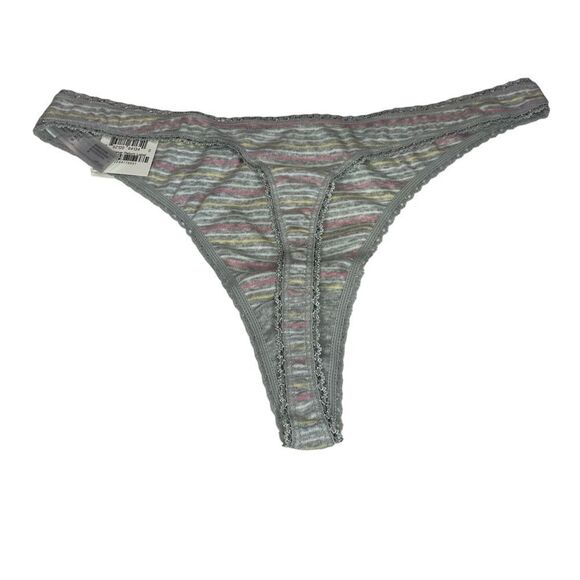 Charter Club
Charter Club Women's 3-Piece Cotton Lace-Trim Tang Set Size: L - Picture 8 of 10